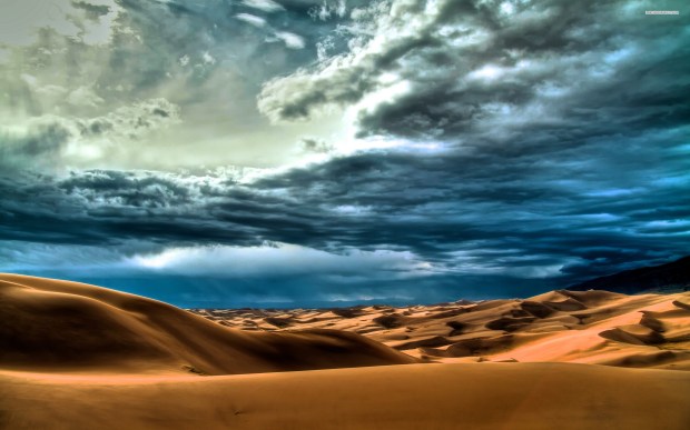 cloudy-desert-sky-sand-nature-2560x1600-wallpaper141448